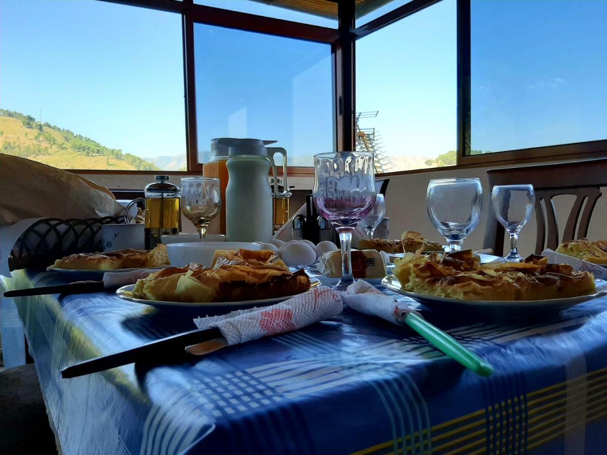 Guest House Pashollari Берат Екстер'єр фото